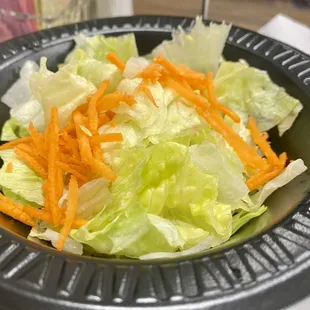 super fresh side salad was delicious :)'