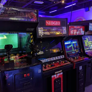 Revolution X, multiple Neo Geo cabinets, Area 51 and full X-Men Arcade