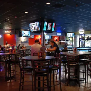 Peabodys Dining area with Billiards in background