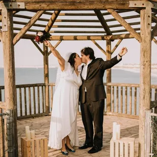 Secretly married (woo-hoo!)