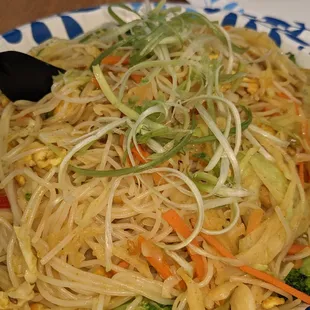 Vegetarian Singapore noodles