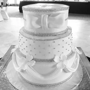 White and Silver Wedding Cake!