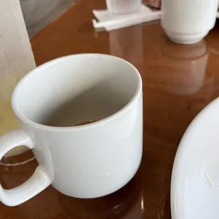 Something special is happening with this magical coffee cup that keeps coffee hot way after pouring!