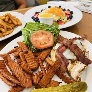 Pine Grove Chicken Sandwich