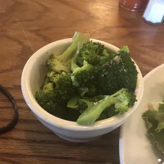 Garlic Sauteed Broccoli
