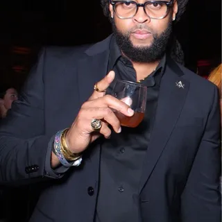 Jé S.