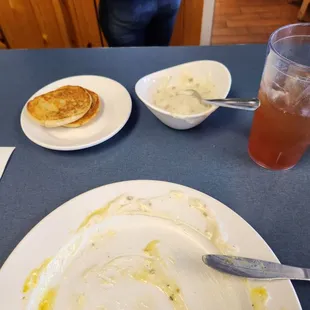 The meal we ate showing the leftover sausage gravy. I just needed a little to smother