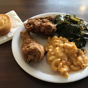 The Minimum Ingredients to any Soul Food Meal!!! Peachtree Buffet...Mmm mm Good!