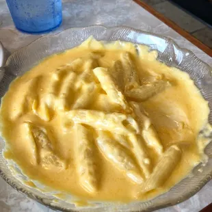 Kids "Mac n' cheese". It doesn't taste as bad as it looks, still not awesome though...