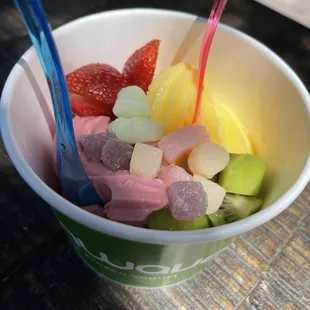 Half Dole Whip (TM) Pineapple Other half Raspberry Tart Frozen Yogurt