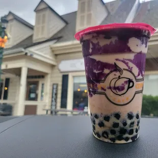 Sakura ube bubble tea