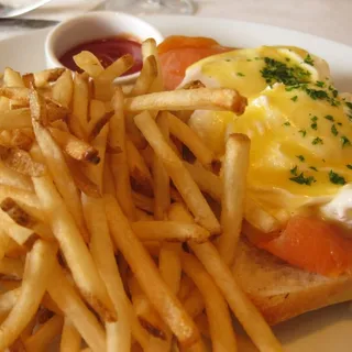 Peacock Eggs Benedict
