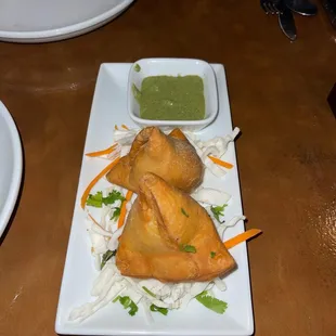 Veg Samosa (2)