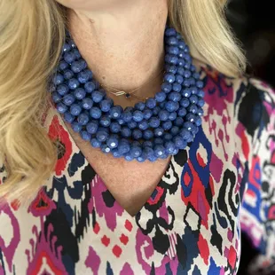 Completes the outfit