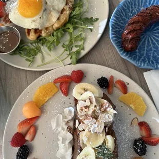 12.2023 Fried chicken &amp; croffle, vegan French toast, chicken sausage