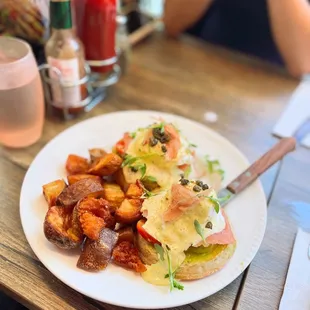 Smoked Salmon Benedict