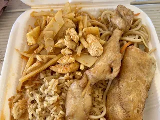 Toy's Egg Roll