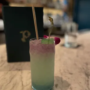 Bartenders make tasty cocktails!!