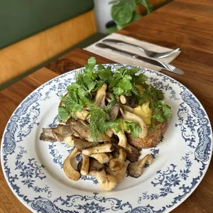 Mushroom Toasted