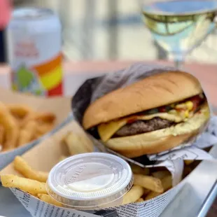 Single Cheeseburger with fries