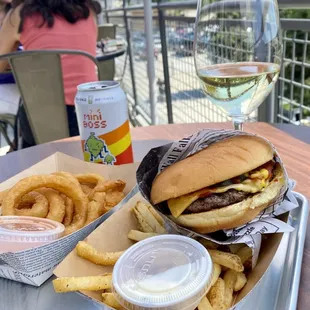 Single Cheeseburger with fries and onion rings