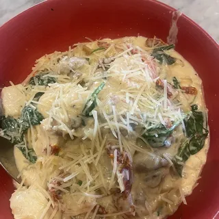 Fettuccine with Prawns Lunch