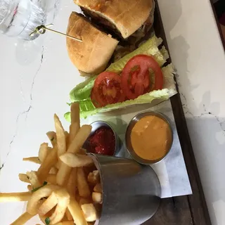 The Bistro Burger Brunch