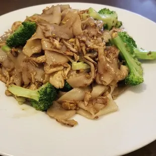 Pad Se Eew with chicken!