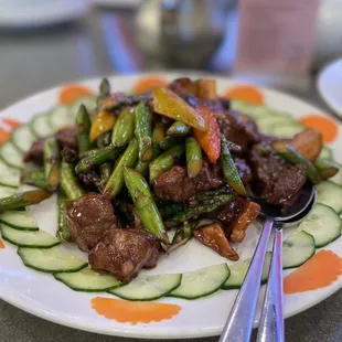 Mushrooms with beef cubes