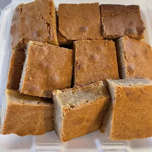 Mother&apos; Day 2021 Brunch to Go. Kamehameha Schools brownies.