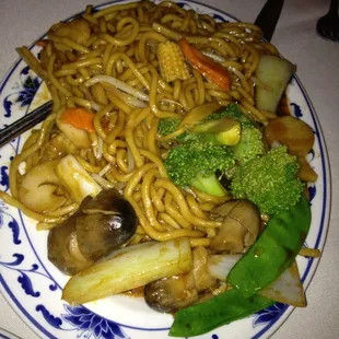 PDC lo mein