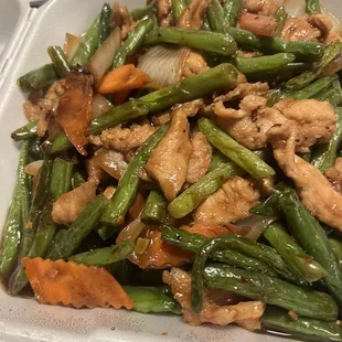 Spicy chicken and green beans