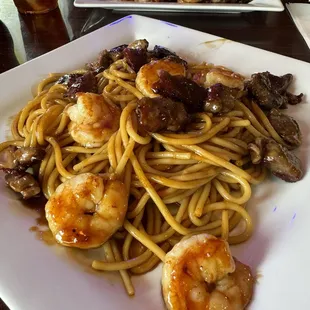 Steak and shrimp with hibachi lomein