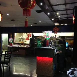 You can see straight into the kitchen!