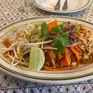 Chicken pad Thai medoum spiced.