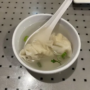 Wonton soup