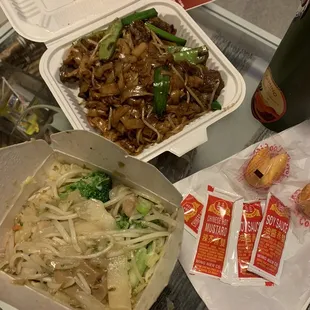 Beef Chow Fun &amp; chicken Chop Suey