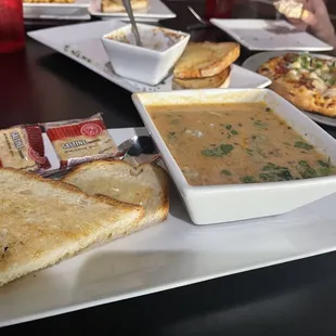 Spicy Chicken and Gorgonzola Soup