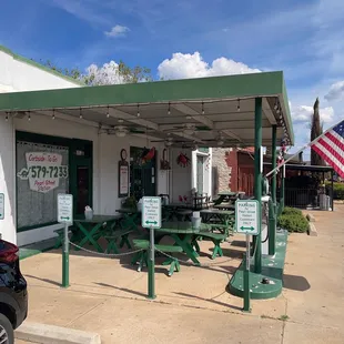 Front of restaurant