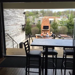 Huge lip on the sliding doors be careful!