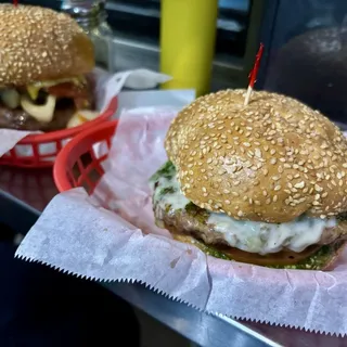 1/2lb Pesto Burger