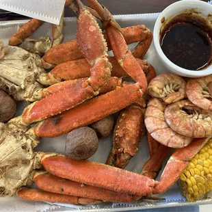 Crab legs and royal reds