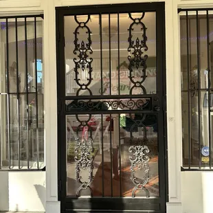 outside, ramen and noodles