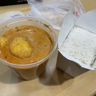 Mango curry lunch special with chicken