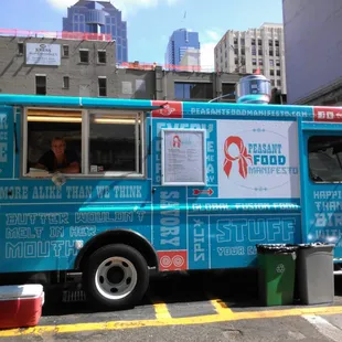 a food truck parked in a parking lot