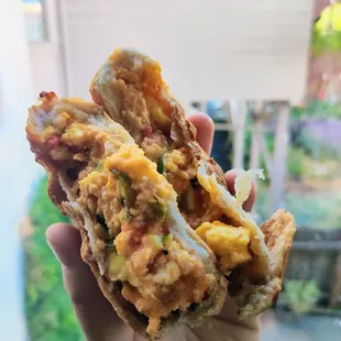 food, chicken wings and fried chicken