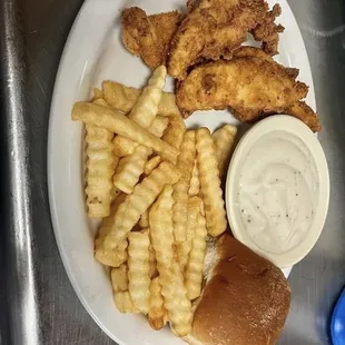 Tuesday's special )(chicken strips)(11am to 2pm) $11.00