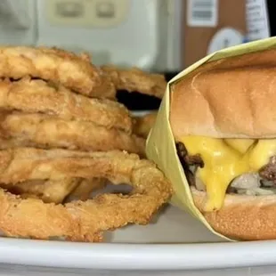 Jr cheeseburger with onion rings ($14.00) Or ($11.00 with French fries)
