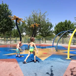 My little loves on the splash pad. Great park.