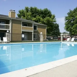 Pebble Point Apartments